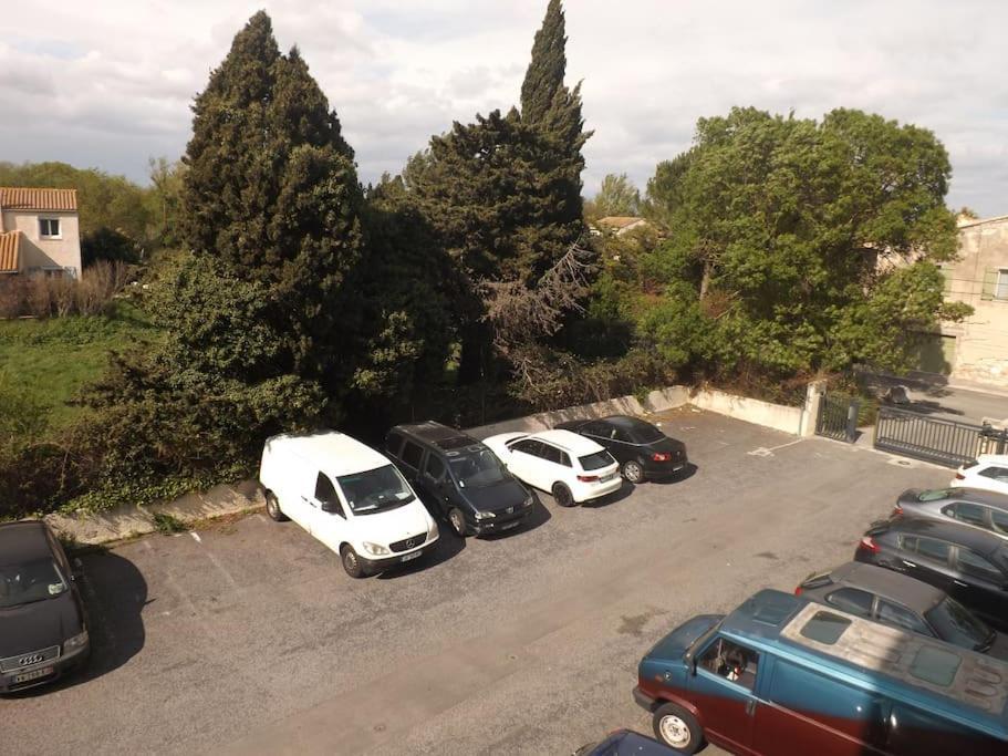 Appart 2/4 Pers Proche Centre Avec Balcon, Parking Narbonne Buitenkant foto